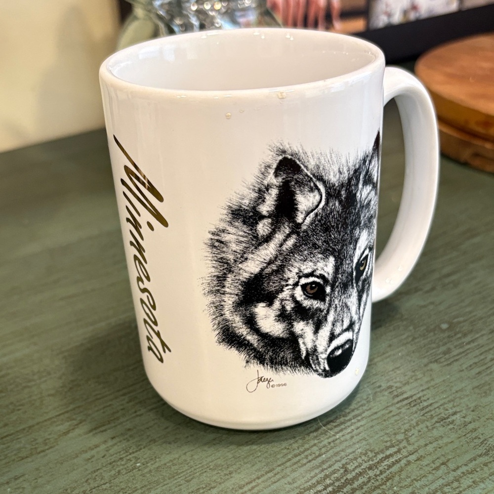 Minnesota Wolf Jäeger designed Ceramic Coffee Mug - White